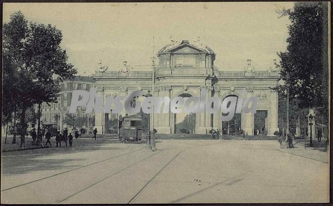 Puerta de Alcalá en Madrid