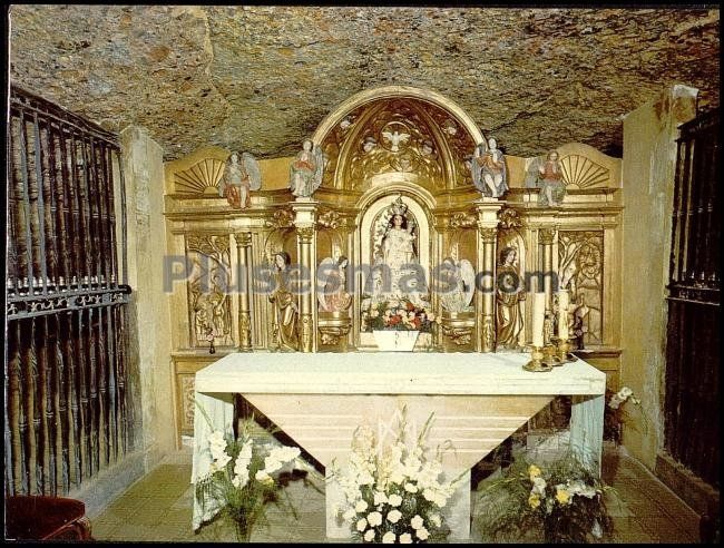Altar de la virgen de la balma de zorita del maestrazgo (castellón)