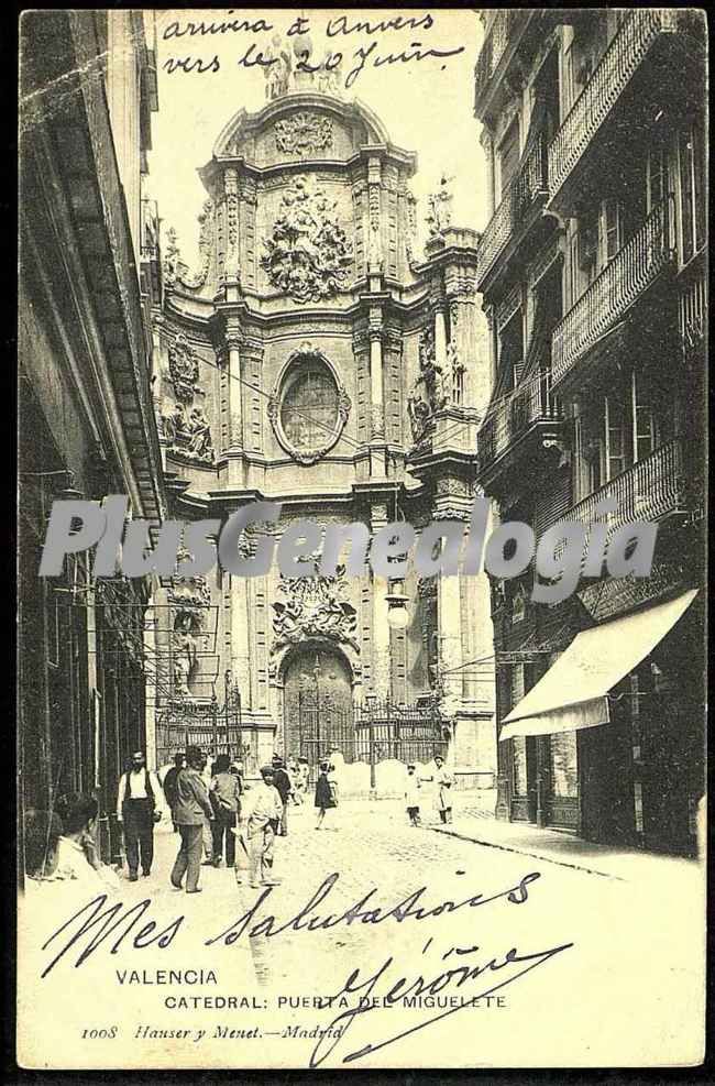 Puerta del miguelete de la catedral de valencia