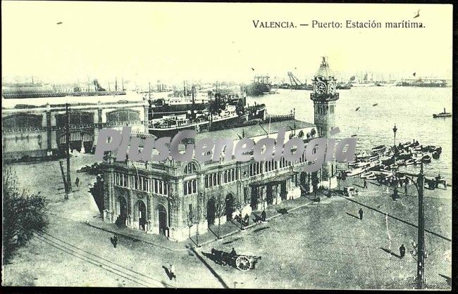 Estación marítima del puerto de valencia