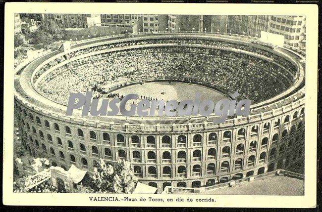 Plaza de toros en día de corrida en valencia