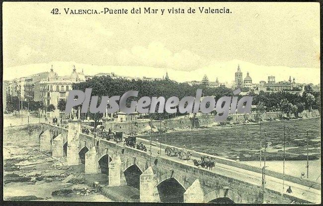 Puente del mar y vista de valencia