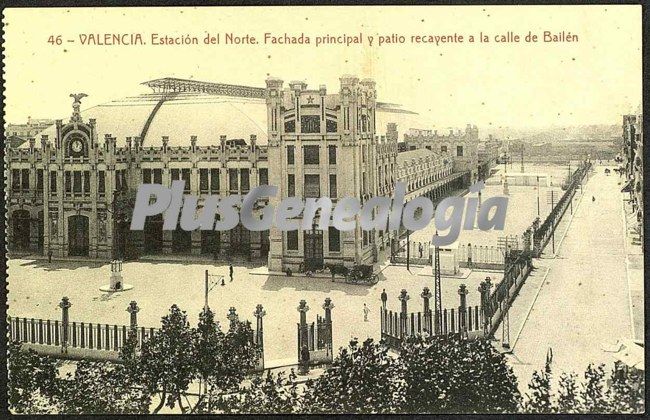 Fachada principal y patio recayente a la calle de bailén de la estación del norte de valencia