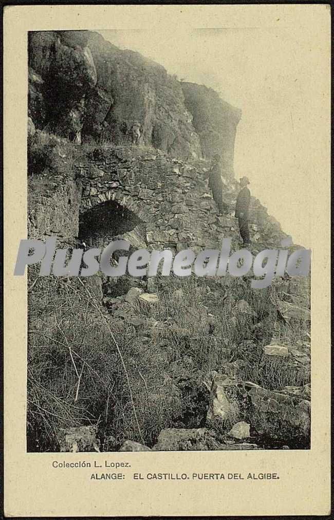 El castillo. puerta del algibe, alange (badajoz)