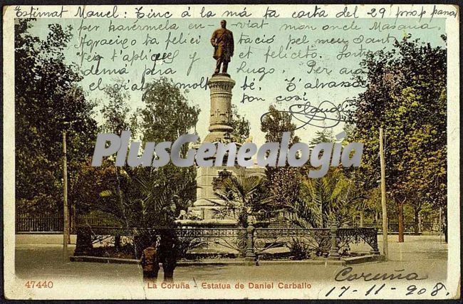 Estatua de daniel carballo en la coruña