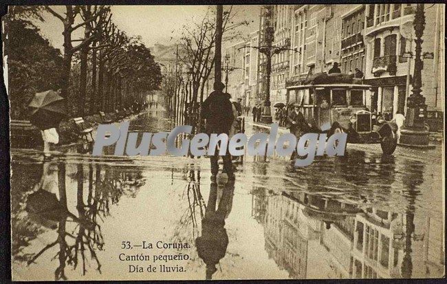 Calle cantón pequeño. la coruña (día de lluvia)