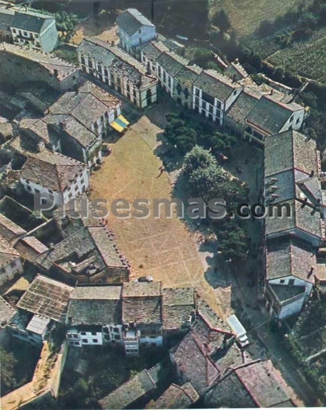 Plaza de ferreira y vista general del pueblo