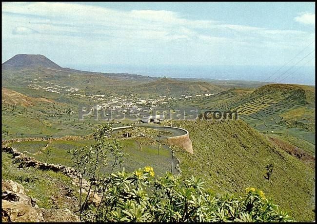 Vista general del valle de haría en lanzarote (islas canarias)