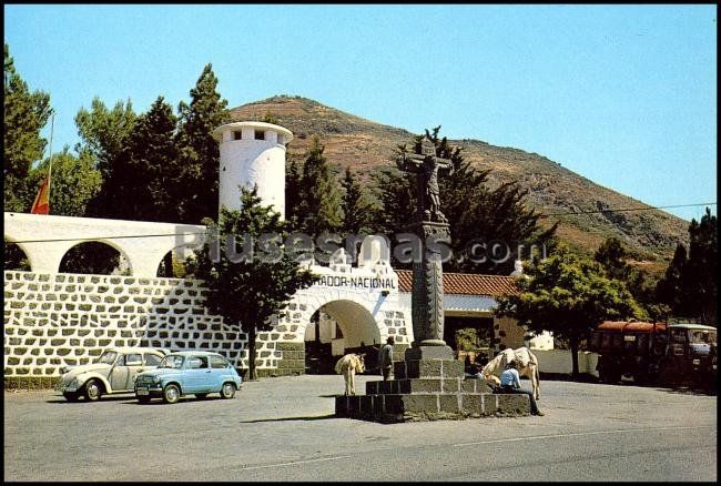 Fachada del parador de la cruz de tejeda (las palmas)