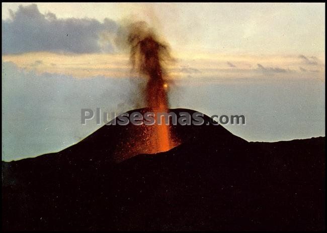 Volcán de teneguía en fuencaliente de la palma (tenerife)