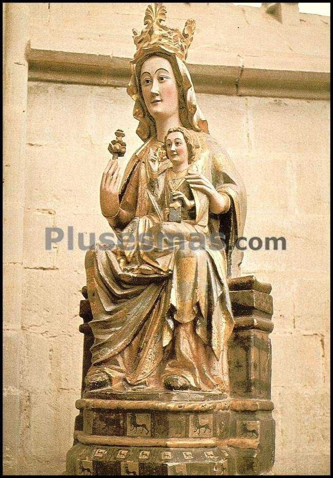 Virgen con el niño del siglo xiii del monasterio de cañas (la rioja)