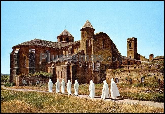 Abadía cisterciense de sta. maría la real de la oliva en carcastillo (navarra)