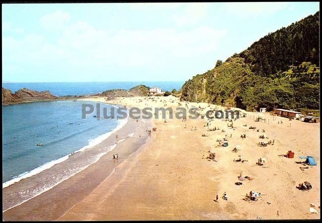 Vista general de la playa de santurrarán (guipúzcoa)