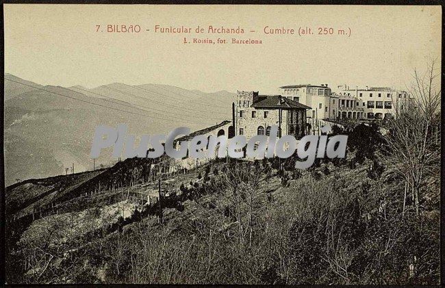 Cumbre del funicular de archanda de bilbao