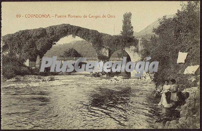 Puente antiguo, cangas de onis (asturias)