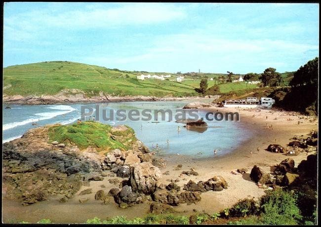 Vista de la playa de santa maría del mar en castrillón (asturias)