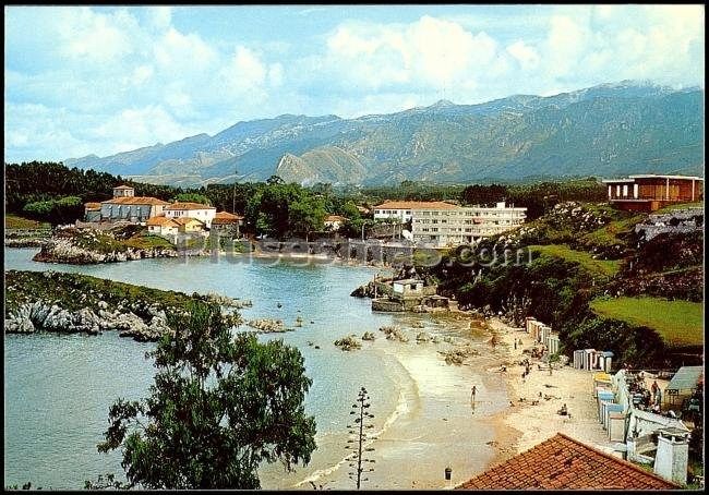 Playa de palombina en celorio (asturias)