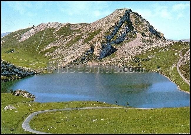 Lagos de covadonga (asturias)