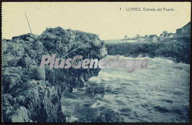 Entrada al puerto, llanes (asturias)