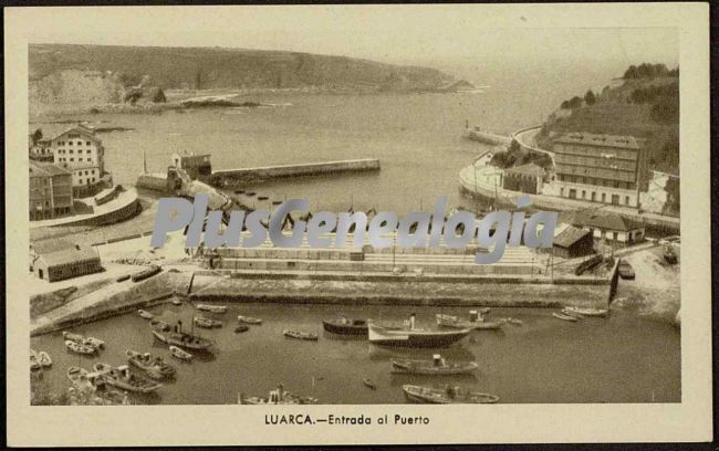 Entrada al puerto, luarca (asturias)