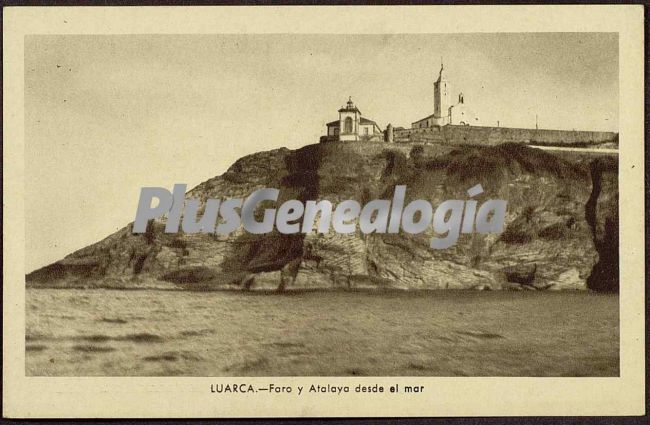 Faro y atalaya desde el mar, luarca (asturias)