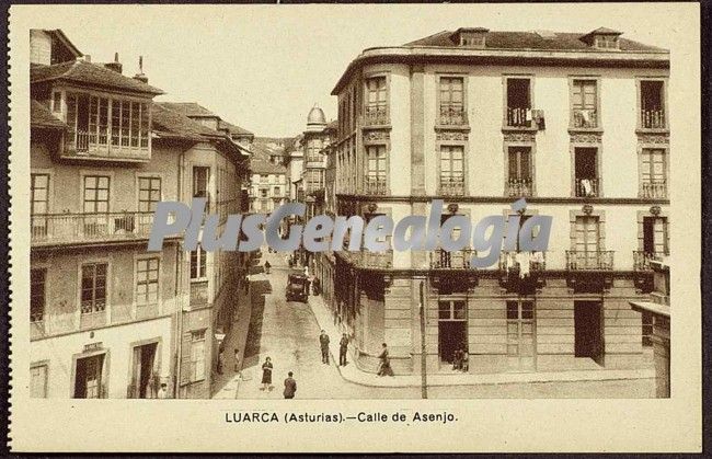 Calle de asenjo, luarca (asturias)