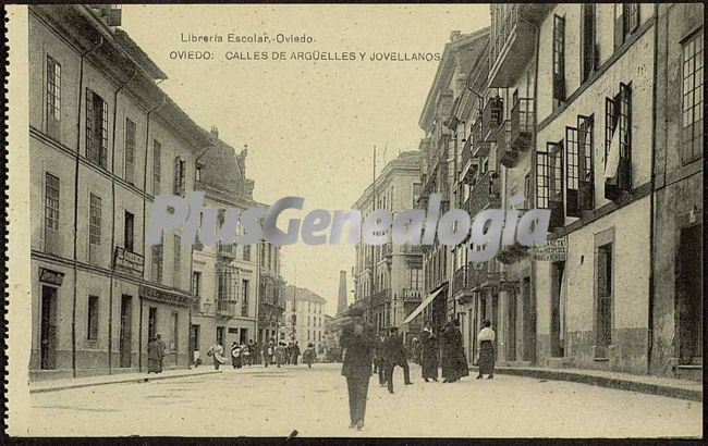 Calles de argüelles y jovellanos, oviedo (asturias)