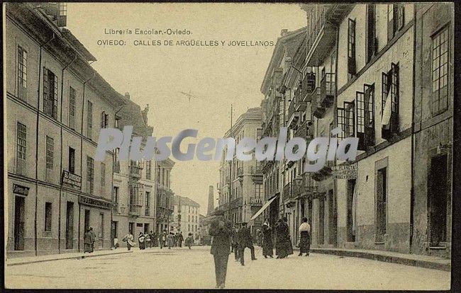 Calle de argüelles y jovellanos, oviedo (asturias)