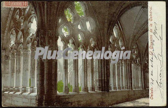 El claustro de la catedral, oviedo (asturias)