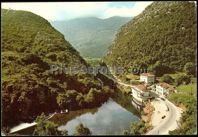 Niserias, núcleo rural perteneciente al concejo de peñamellera (asturias)