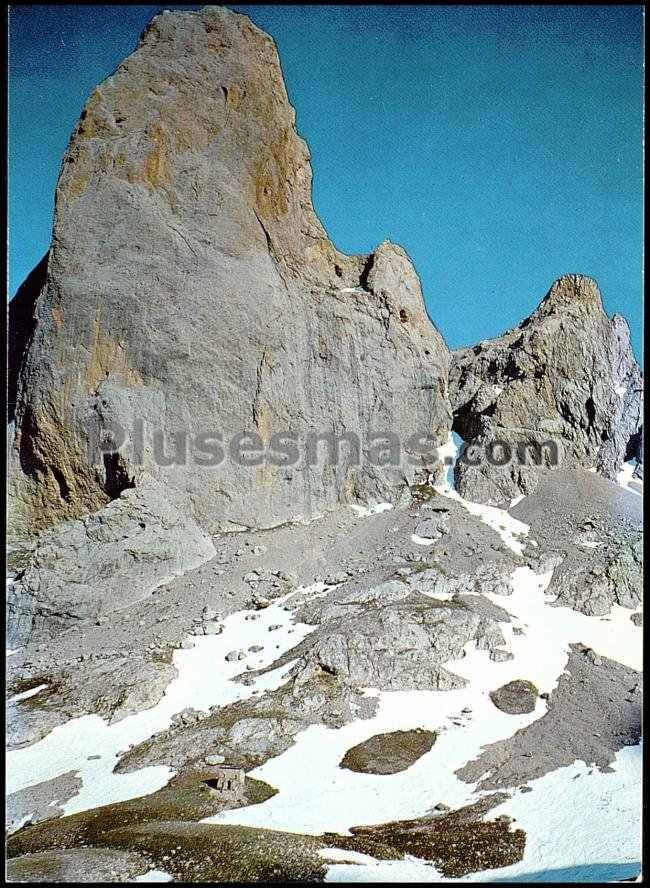 Naranjo de bulnes en los picos de europa (asturias)