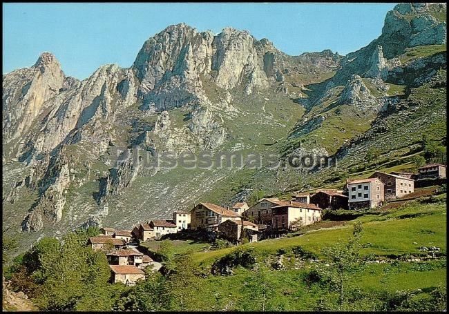 Picos de europa. vista panorámica y sierra de tielve (asturias)