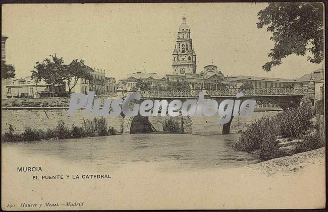 El puente y la catedral, murcia