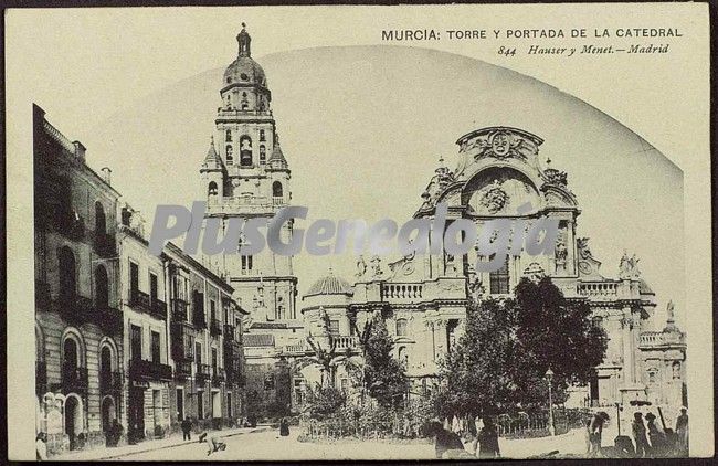 Torre y portada de la catedral, murcia