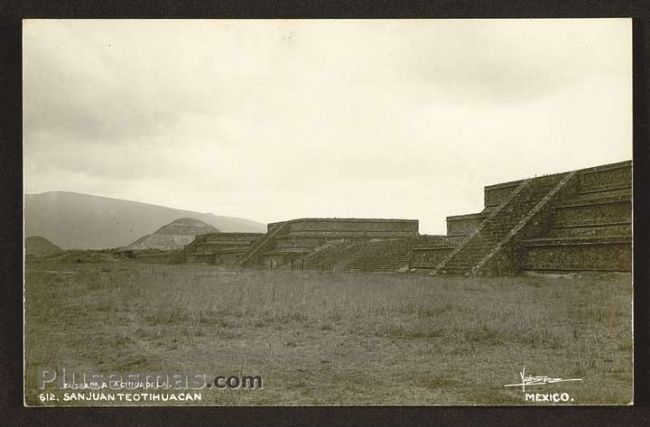 Foto antigua de TEOTIHUACAN