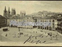 Gran plaza de burgos con la catedral al fondo