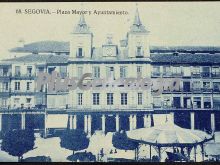 Plaza mayor y ayuntamiento de segovia