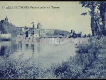 Paisaje a orillas del tormes a su paso por alba de tormes (salamanca)