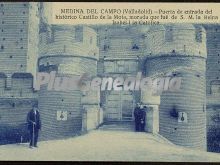 Puerta de entrada del histórico castillo de la mota de medina del campo (valladolid)