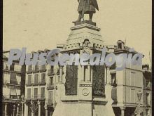 Estatua del conde ansurez de valladolid