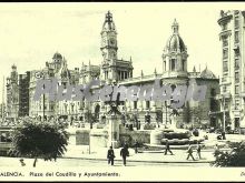 Plaza del caudillo y ayuntamiento de valencia