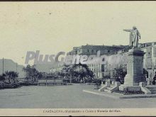 Monumento a colón y muralla del mar. cartagena (murcia)