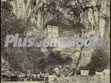 Vista general de la cueva, covadonga (asturias)