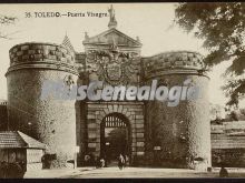 Puerta visagra de toledo