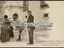 Visita de ss.aa las infantas isabel y pilar a la academia de infantería de toledo (curso 1913 - 1934)