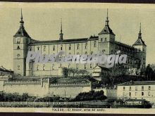 Vista lejana del alcázar de toledo antes del asedio