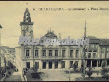 Ayuntamiento y plaza mayor de guadalajara