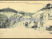 Ferrocarril Funicular del Tibidabo. Plaza de la estación inferior en Barcelona