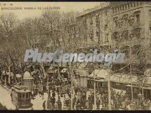 Afluencia de gente en la Rambla de las Flores en Barcelona