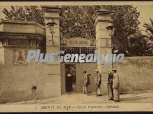 Entrada del Asilo Torrent de Arenys de Mar (Barcelona)